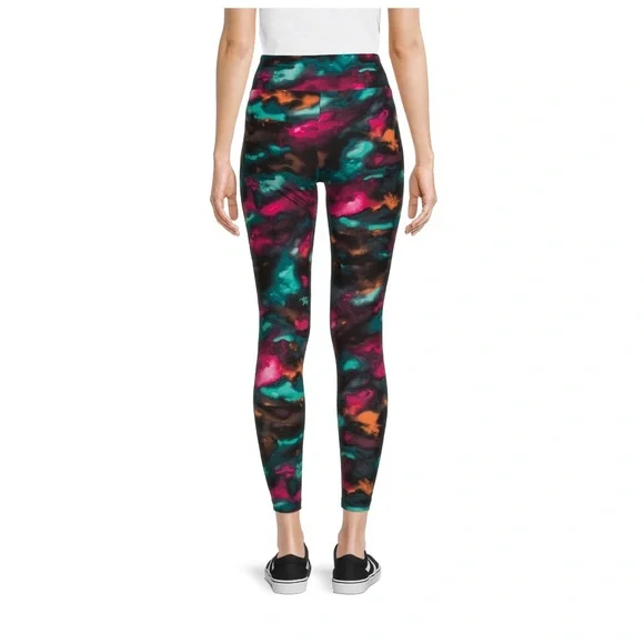 No Boundaries Sueded Ankle Leggings - Picture 3 of 4